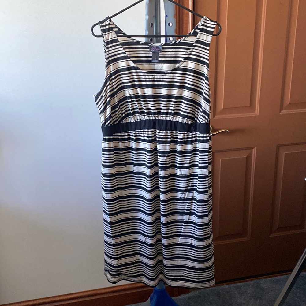 Oh, baby by motherhood size XL dress